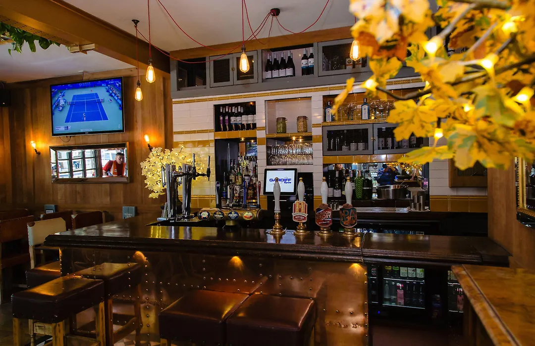 The Fitzrovia Belle Hotel-1